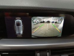 Alfa Romeo Stelvio Sprint - Miniatura 15