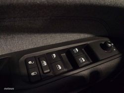 Jeep Compass Night Eagle Mild-Hybrid FWD - Miniatura 20