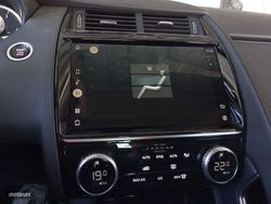 Jaguar E-Pace 2.0 D MHEV - Miniatura 19