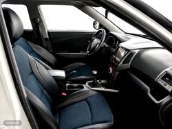 Ssangyong Tivoli Limited 4x2 - Miniatura 11