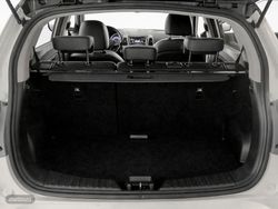 Ssangyong Tivoli Limited 4x2 - Miniatura 12