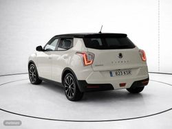 Ssangyong Tivoli Limited 4x2 - Miniatura 4