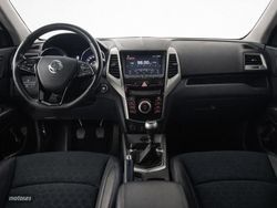 Ssangyong Tivoli Limited 4x2 - Miniatura 7