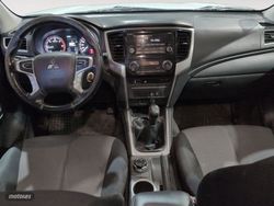 Mitsubishi L 200 220 DI-D Doble Cabina M-Pro 110 kW (150 CV) - Miniatura 8