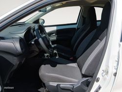 Toyota Aygo X Cross 1.0 Play - Miniatura 8