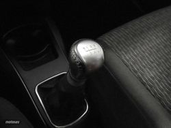 Toyota Yaris 90D City 66 kW (90 CV) - Miniatura 13