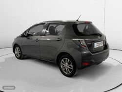 Toyota Yaris 90D City 66 kW (90 CV) - Miniatura 4