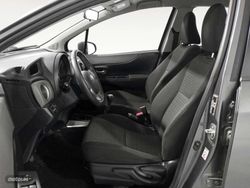 Toyota Yaris 90D City 66 kW (90 CV) - Miniatura 9