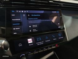 Peugeot 308 PureTech 130 S&S Allure 96 kW (130 CV) - Miniatura 17