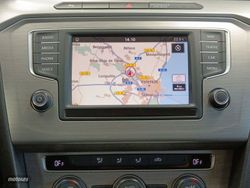 Volkswagen Passat Edition 2.0 TDI 110 kW (150 CV) - Miniatura 17