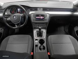 Volkswagen Passat Edition 2.0 TDI 110 kW (150 CV) - Miniatura 7