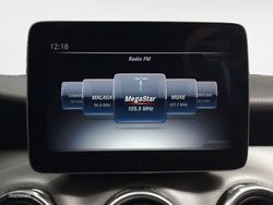 Mercedes Clase GLA 200 d 100 kW (136 CV) - Miniatura 16
