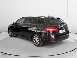 Peugeot 308 Style - Miniatura 4