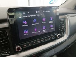 Kia Stonic 1.0 T-GDi MHEV Business 74 kW (100 CV) - Miniatura 14