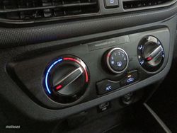 Hyundai i10 1.0 Klass 49 kW (67 CV) - Miniatura 18