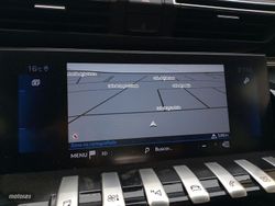 Peugeot 508 BlueHDI 130 S&S Allure Pack EAT8 96 kW (130 CV) - Miniatura 17