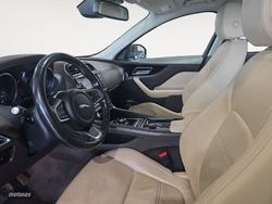 Jaguar F-Pace 2.0L i4D Prestige AWD 132 kW (180 CV) - Miniatura 11