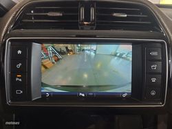 Jaguar F-Pace 2.0L i4D Prestige AWD 132 kW (180 CV) - Miniatura 21