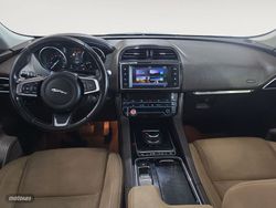 Jaguar F-Pace 2.0L i4D Prestige AWD 132 kW (180 CV) - Miniatura 9
