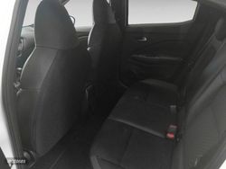 Nissan Juke DIG-T N-Connecta 4x2 DCT 84 kW (114 CV) - Miniatura 11