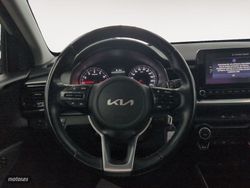 Kia Stonic 1.0 T-GDi MHEV Drive 74 kW (100 CV) - Miniatura 9