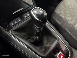 Opel Grandland X 1.2 Turbo Selective 96 kW (130 CV) - Miniatura 14