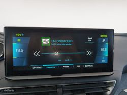 Peugeot 3008 Hybrid 300 Allure Pack e-EAT8 221 kW (300 CV) - Miniatura 18