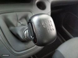 Toyota Proace City 1.5D GX Combi L1 96 kW (131 CV) - Miniatura 14