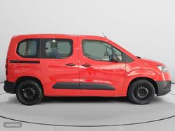 Toyota Proace City 1.5D GX Combi L1 96 kW (131 CV) - Miniatura 2