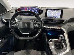 Peugeot 3008 PureTech 130 S&S Allure 96 kW (130 CV) - Miniatura 7