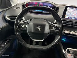 Peugeot 3008 PureTech 130 S&S Allure 96 kW (130 CV) - Miniatura 8
