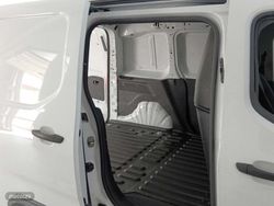 Toyota Proace City 1.5D GX Media 650kg 75 kW (102 CV) - Miniatura 12