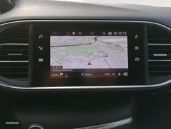 Peugeot 308 PureTech 130 S&S Allure 96 kW (130 CV) - Miniatura 18