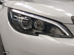 Peugeot 308 PureTech 130 S&S Allure 96 kW (130 CV) - Miniatura 24