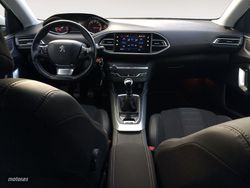 Peugeot 308 PureTech 130 S&S Allure 96 kW (130 CV) - Miniatura 7
