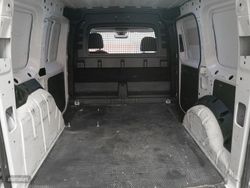 Volkswagen Caddy 2.0 TDI 75 kW (102 CV) - Miniatura 13