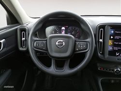Volvo XC40 T2 Essential Auto 95 kW (129 CV) - Miniatura 10