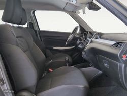 Suzuki Swift 1.2 GLE Mild Hybrid 61 kW (83 CV) - Miniatura 12