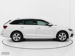Skoda Octavia 1.0 TSI mHEV Ambition DSG 81 kW (110 CV) - Miniatura 2