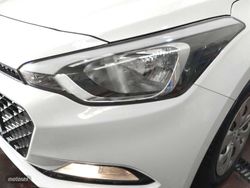 Hyundai i20 1.4 CRDI Link 66 kW (90 CV) - Miniatura 24