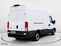 Iveco Daily Furgon 35S 14 V 3520L/H3 100 kW (136 CV) - Miniatura 3