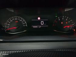 Peugeot 2008 PureTech 100 S&S Active 75 kW (100 CV) - Miniatura 15