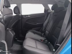Hyundai Tucson 1.7 CRDI BlueDrive Essence 4x2 85 kW (115 CV) - Miniatura 12