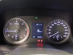 Hyundai Tucson 1.7 CRDI BlueDrive Essence 4x2 85 kW (115 CV) - Miniatura 16