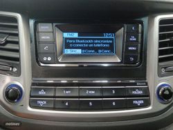 Hyundai Tucson 1.7 CRDI BlueDrive Essence 4x2 85 kW (115 CV) - Miniatura 19