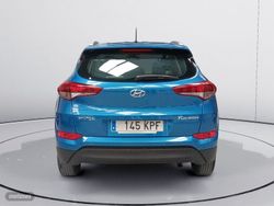 Hyundai Tucson 1.7 CRDI BlueDrive Essence 4x2 85 kW (115 CV) - Miniatura 4