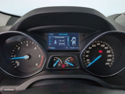 Ford Kuga 2.0 TDCI Titanium 4x4 Powershift 103 kW (140 CV) - Miniatura 16