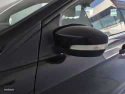 Ford Kuga 2.0 TDCI Titanium 4x4 Powershift 103 kW (140 CV) - Miniatura 23