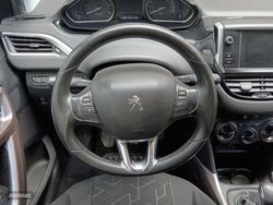 Peugeot 2008 BlueHDi 100 Style 73 kW (100 CV) - Miniatura 10