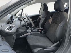 Peugeot 2008 BlueHDi 100 Style 73 kW (100 CV) - Miniatura 11